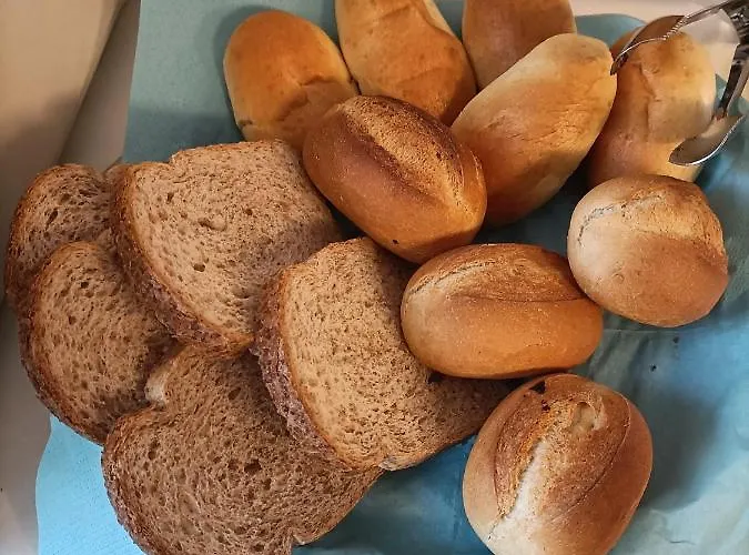 לינה וארוחת בוקר Atmosfera 3*